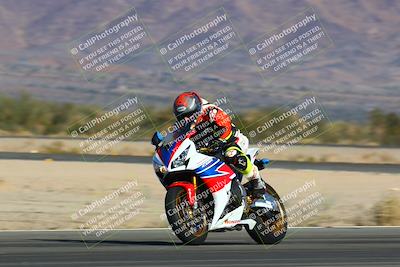media/Jan-13-2024-SoCal Trackdays (Sat) [[9c032fe5aa]]/Turn 14 (10am)/
